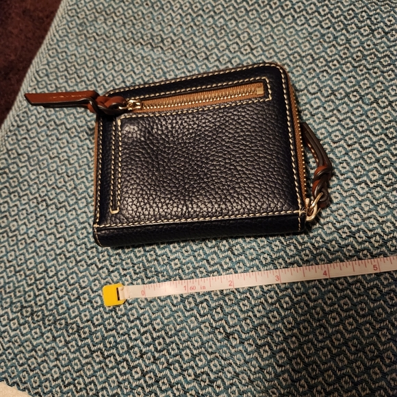 Dooney and Bourke Bifold Wallet - Picture 4 of 6